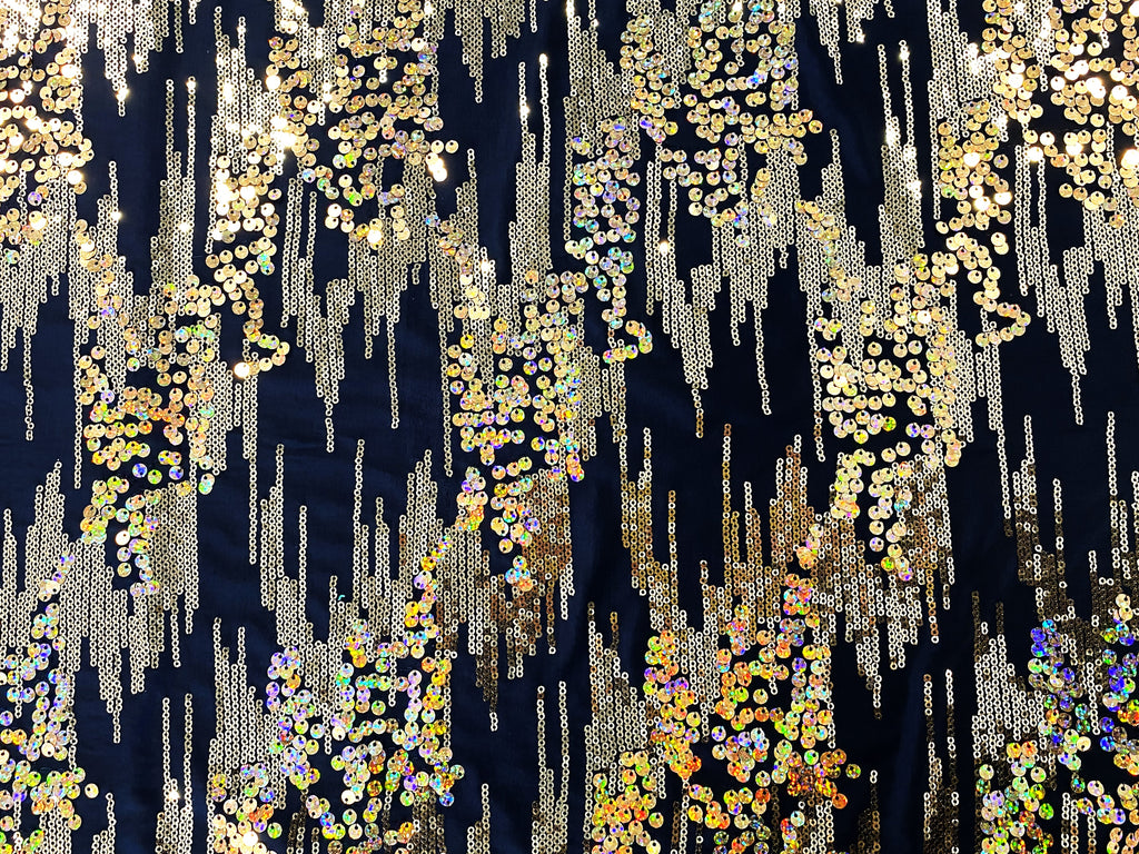 Sequins Casacde