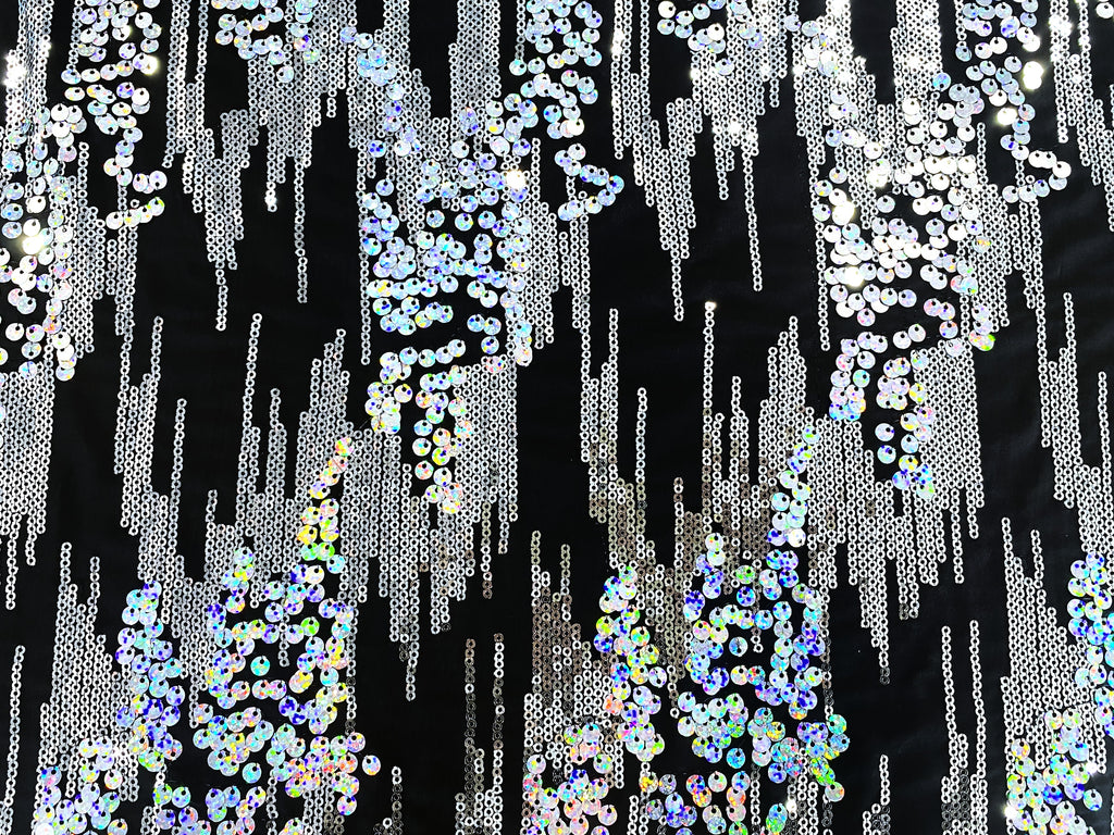 Sequins Casacde