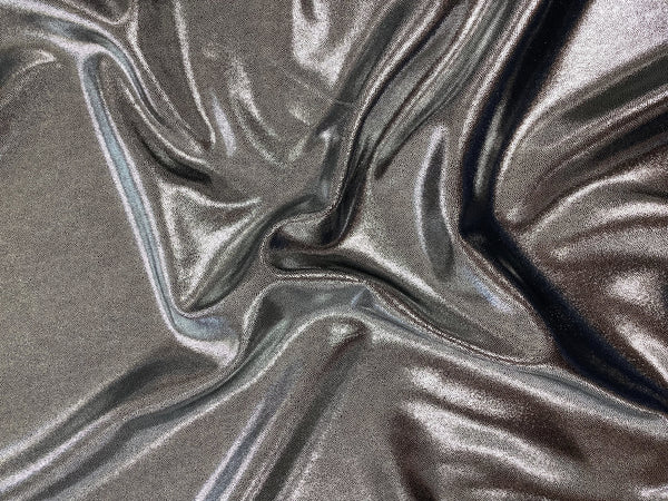 070 Black Silver