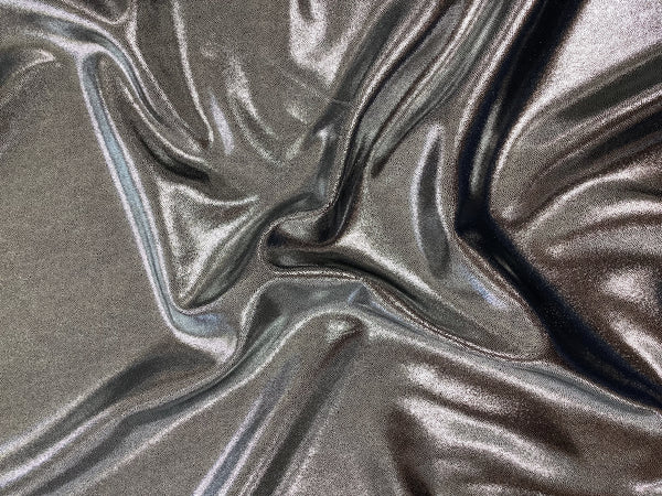 070 Black Silver