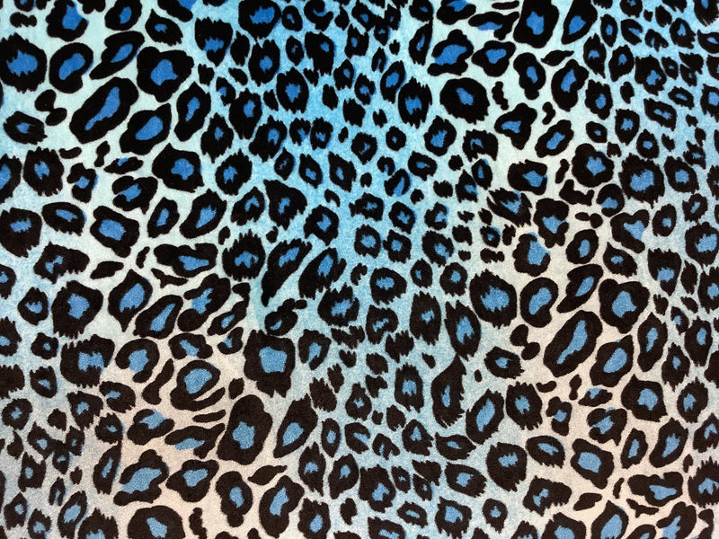 Leopuff Velvet Leopard